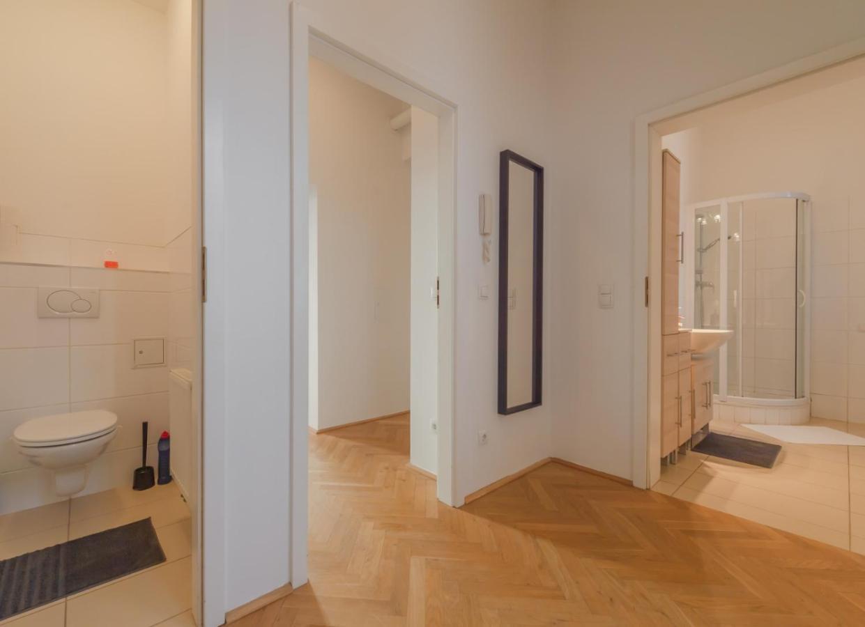 Imperial Schoenbrunn Stays Vienna Luaran gambar