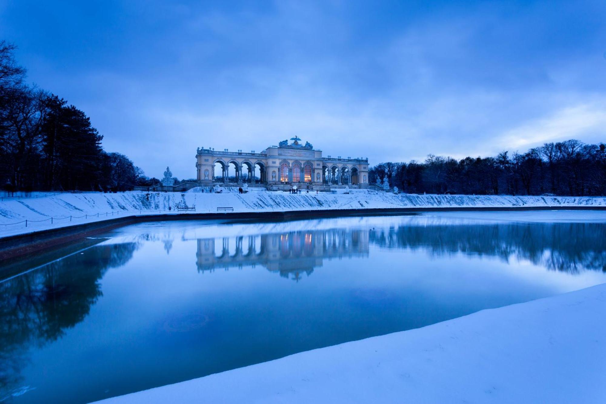 Imperial Schoenbrunn Stays Vienna Luaran gambar